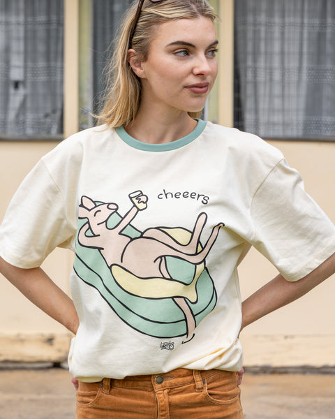 Cheeers Tee